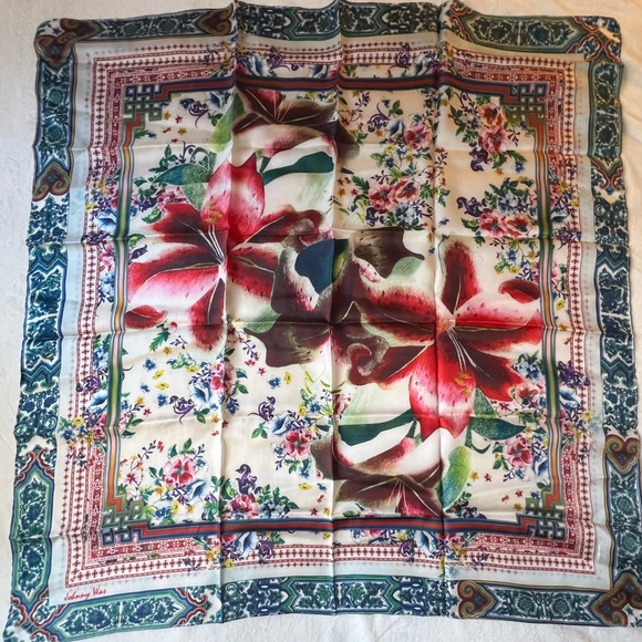 JW Johnny Was silk scarf 33 x 33
